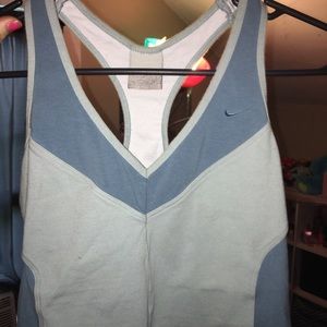 size small Nike crop top